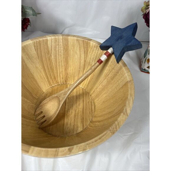 **Vintage CLAY ART LARGE SALAD FRUIT BOWL WOOD STARS RED WHITE BLUE HAND PAINTED - Picture 8 of 13
